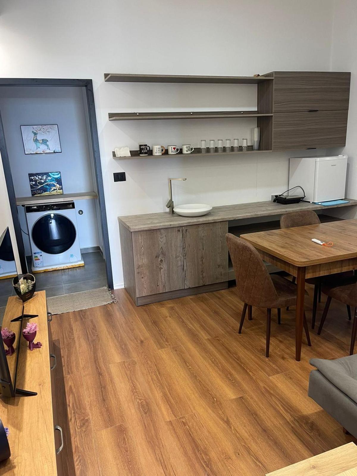 Apartment Aries Sarandë